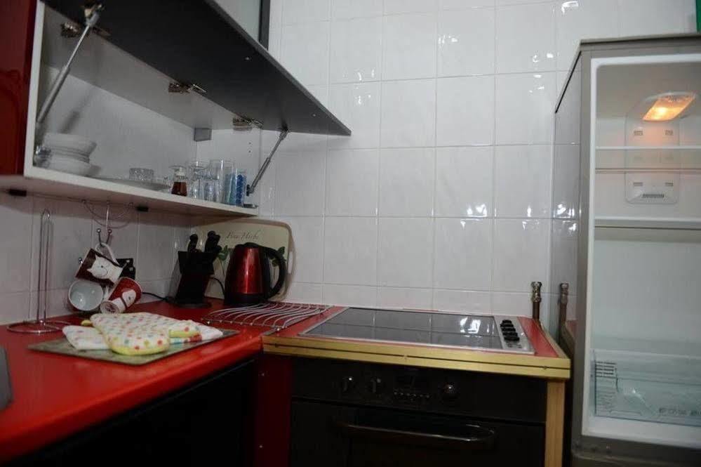 F3 2 Bedroomed Town House - Free Parking - Super 150 Mbps Wifi Near Gavin N Stacey Film House - 1 Free Dog Allowed Barry Zewnętrze zdjęcie
